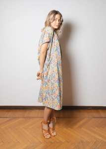 Robe kaftan en coton indien à imprimé floral faite à la main, légère, pour femmes, à porter en été - Product Image 2