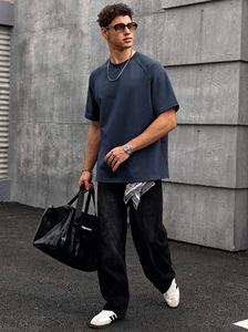 เสื้อยืดผู้ชายทรงหลวมพิมพ์ลายกราฟิก แขนสั้น ผ้าฝ้าย สไตล์สตรีทแวร์ ปักลาย ทรงโอเวอร์ไซส์ - Product Image 6