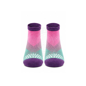 Soft Women Non Slip <b>Grip</b> <b>Socks</b> Comfortable Anti Slip <b>Socks</b> For Home Yoga Walking Daily Wear And Indoor Activities - Product Image 6
