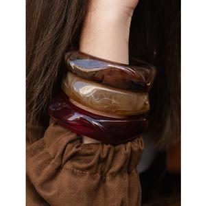 High Quality Waterproof Resin Bangles for Women Customizable Colors Logo Durable Lightweight Fashion Accessory for Business - Product Image 3