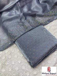 Tissu en maille de strass thermocollants personnalisé, tissé, 70 GSM, écologique, léger, OEM ODM, sur commande, multi-usages, résistant à l'eau - Product Image 5