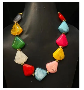 Collier en résine transparente noir et blanc pour femme, design géométrique superposé en acrylique, bijoux tendance pour soirée, cadeaux de fête - Product Image 5