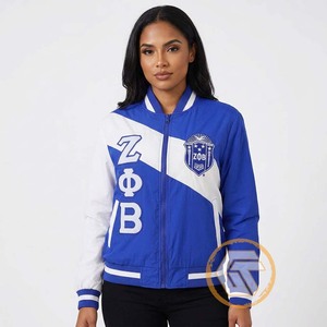 เสื้อแจ็คเก็ตวาร์ซิตี้ Zeta Phi Beta แบบปักลายตามสั่งจาก GREEK TREASURES เสื้อผ้าสำหรับชมรมนักศึกษา คุณภาพสูง ระบายอากาศได้ดี ซับในผ้าซาตินไหม - Product Image 2