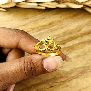 Nouvelles bagues tribales en laiton avec symbole Om, très demandées, pour femmes, plaquées or 18 carats, bijoux spirituels de yoga pour la vente en gros/OEM/ODM - Product Image 2