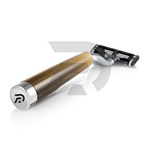 Rasoir de sécurité à triple lame de haute qualité PRESTIGE, manche en métal/bambou/bois, emballage personnalisé, acier inoxydable - Product Image 5