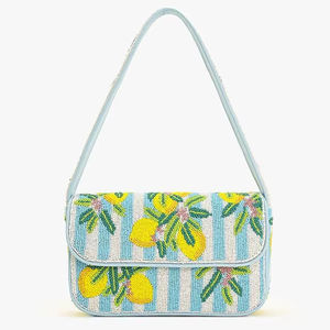 Sac à main brodé à la main avec des perles et un motif floral, orné de perles de rocaille - Product Image 1