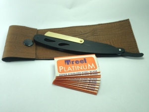 มีดโกนพับได้สำหรับช่างตัดผมมืออาชีพ สีทอง ใบมีดเดี่ยวแบบครึ่งใบ คมตรง พร้อมโลโก้สั่งทำ - Product Image 3