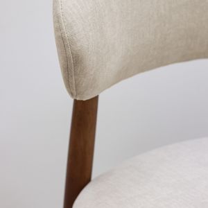 Set di 4 Sedie da Pranzo Imbottite in Flanella Grigio Caldo con Gambe in Legno Massello di Noce, Senza Braccioli, per Cucina, Ristorante, Soggiorno - Product Image 3