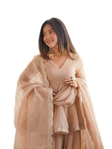 ชุดเดรสสตรีแบบมุสลิมสำหรับฤดูหนาว ลายชนเผ่า ฉลองอีด แขนพองแบบดูไบ ผ้าไหมชิโนนเนื้อหนา แห้งเร็ว เหมาะสำหรับงานเลี้ยงตอนเย็น - Product Image 5