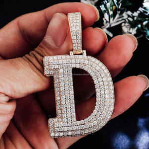 Collier pendentif alphabet D de luxe, diamant moissanite, argent sterling 925, finition dorée, bijoux de caractère pour la vente en gros - Product Image 2