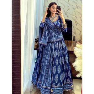 Bel ensemble Lehenga Choli et Dupatta imprimé pour femme avec miroir véritable - Product Image 3