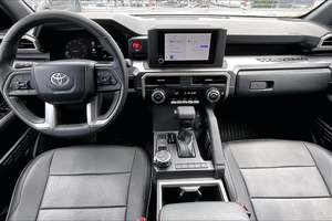Toyota Tacoma TRD Off Road d'occasion 2025 - Product Image 6