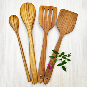 Accessoires de cuisine essentiels en bois, meilleur prix, spatules en bois naturel pour la cuisson et la pâtisserie - Product Image 1