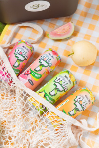 Boisson tendance au thé glacé Boba saveur litchi 320ml en canette, avec perles de boba éclatantes, qualité supérieure, vietnamienne, HALAL, ISO - Product Image 2
