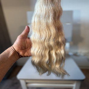 Colección de Cabello Indio Ondulado Rubio, Cabello Humano Remy 100% para Tejer - Product Image 1