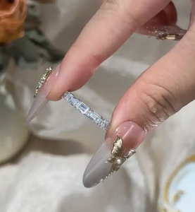Elegante anillo de boda de moissanita 925 con corte esmeralda en plata de ley chapada en oro blanco para venta al por mayor desde India. - Product Image 4