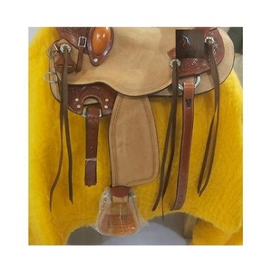 Silla de montar western de cuero marrón para carreras de caballos, con diseño floral tallado a mano, asiento rígido de cuero rugoso color canela, correas de latigo, de 10 a 18 pulgadas - Product Image 2