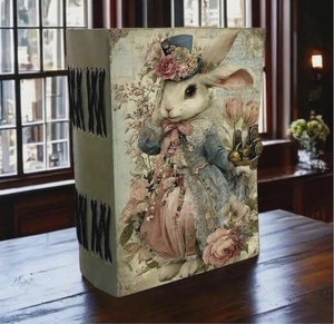 200 Hojas de Papel Hecho a Mano Estilo Victoriano con Diseño de Conejo - Cuaderno Grimoire con Borde Rústico y Acabado Acuarela - Libreta Vintage de Cuero con Motivos de Conejo Multicolor - Product Image 3