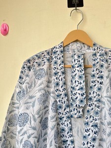 Bata Kimono de Algodón Suave con Estampado de Dibujos Animados para Mujer, Camisón de Verano Hecho a Mano ODM con Cuello en V y Cintura Elástica de Longitud Completa - Product Image 4