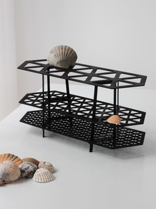 Table d'appoint en métal avec plateau en marbre, meuble de chevet contemporain, cadre géométrique en métal doré, table d'appoint avec plateau en marbre, table de chevet - Product Image 5