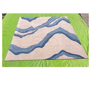 Alfombras y Tapetes Hechos a Mano para Salas de Estar |   Suelos Suaves, Elegantes y Duraderos para Interiores de Casas Modernas - Product Image 1