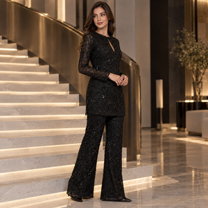 Conjunto de Dos Piezas de Lentejuelas Negras para la Noche |   Conjunto Formal de Noche con Top de Manga Larga con Abertura y Pantalones Anchos para Invitadas a Bodas y Eventos - Product Image 2