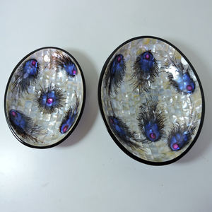 Bol en bois avec incrustation de nacre, design unique, idéal pour servir, à prix très bas - Product Image 2