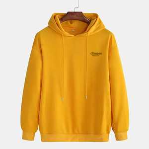 Sweat-shirts pour hommes à porter au quotidien, conçus pour le confort, avec une coupe moderne, un tissu doux et une utilisation durable et fiable. - Product Image 1