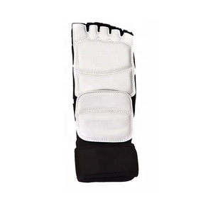 Prix d'usine pour les protège-pieds droits de taekwondo pour hommes en EVA bleu approuvés WTF - Product Image 3