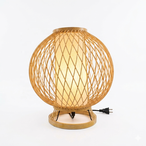 Lustre de plafond en osier écologique sur mesure, grand modèle, avec abat-jour en bambou et rotin pour la décoration - Product Image 3