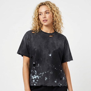 T-shirt noir surdimensionné pour homme, motif peint à la main, style streetwear, col rond, manches courtes, en coton tricoté - Product Image 4