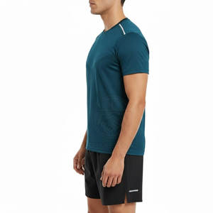 Ensemble t-shirt et short de sport élégant pour homme, vêtements de sport durables et confortables pour la salle de sport et les entraînements en plein air - Product Image 5