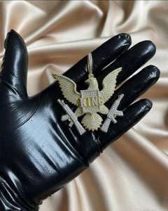 Pendentif Aigle Iced Out avec Pistolets Entrecroisés en Moissanite, Argent 925 Plaqué Or 18K, Breloque Hip Hop, Bijoux pour Homme - Product Image 4