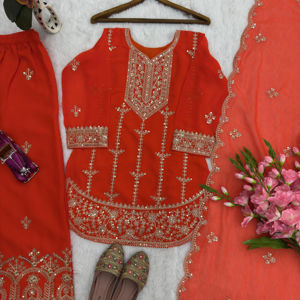 Traje Salwar Indio de Georgette de Diseñador, de Moda y Más Vendido, con Bordado Exclusivo, para Mujer, Ideal para Bodas, Fiestas y Eventos Étnicos - Product Image 1