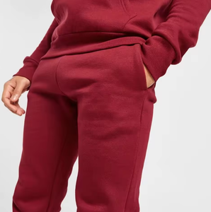 ชุดวอร์มฮู้ดดี้สีเบอร์กันดีสำหรับผู้ชาย – ชุดเสื้อสเวตเชิ้ตและกางเกงจ็อกเกอร์แบบเรียบ พร้อมโลโก้สั่งทำ ชุดลำลองสำหรับเล่นกีฬาแบบสองชิ้น - Product Image 6