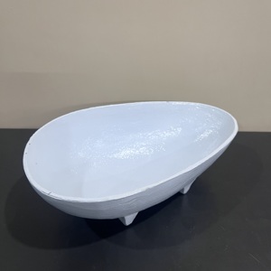 Bandeja Decorativa Ovalada Moderna de Aluminio T565 con Acabado Blanco para Mesa de Comedor, Diseño Artesanal - Product Image 3