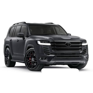 Best-seller Toyota Land Cruiser 300 SUV de luxe, plastique OEM conçu pour le confort, la sécurité et la durabilité - Product Image 5