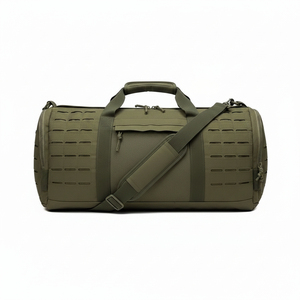 Bolsa de lona clásica de viaje con diseño de tela resistente, asas cómodas para transportar, perfecta para viajes de fin de semana, gimnasio y actividades deportivas. - Product Image 1