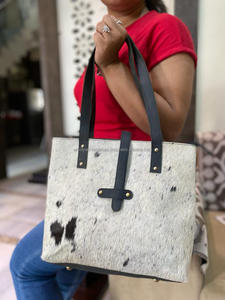 กระเป๋าแฟชั่น2025สำหรับผู้หญิงกระเป๋าสะพายไหล่ใบใหญ่หนังวัวแท้มีซิป - Product Image 6