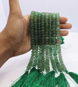 Cuentas Redondas Lisas de Cuarzo Verde Fresa Natural AAA de 8-9 mm, Cuentas Redondas de Cuarzo Verde Fresa para la Elaboración de Joyas - Product Image 1