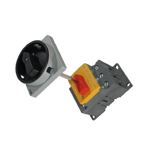 Aislador de interruptores, 63A, 3 polos, montaje en riel DIN - Product Image 1