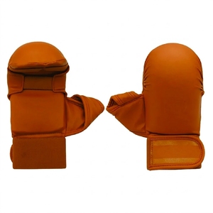 Gants d'entraînement de karaté de qualité supérieure pour le sparring, la pratique des arts martiaux et la protection professionnelle - Product Image 4