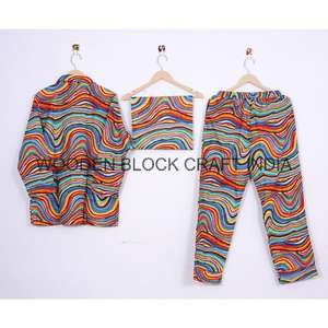 Conjunto de Pijama de Lujo para Mujer, 100% Algodón, Multicolor, Estampado Floral a Mano, Ropa de Dormir Informal de Manga Larga para Primavera/Verano - Product Image 4