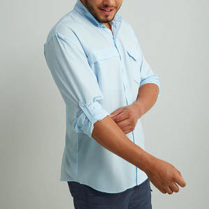 Chemises boutonnées pour hommes aux dernières tendances, logo/couleur personnalisés, respirantes, confortables, de haute qualité, avec traitement anti-plis. - Product Image 3