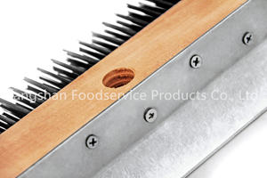 Cepillo para Horno de Pizza de Acero Inoxidable Henry Foodservice, Utensilios de Cocina Sostenibles - Product Image 3