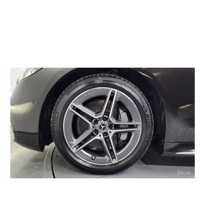 Mercedes-Benz Classe S S400 d 4MATIC Mai 2022 Diesel Automatique 136 722 km avec caméra de recul Volant à gauche - Product Image 5