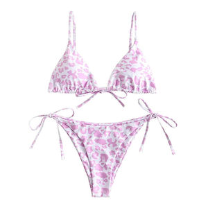 Conjunto de bikini de lujo con tiras para mujer, top corto y braga, sexy, de dos piezas, con logo frontal personalizable, de alta calidad y transpirable. - Product Image 4