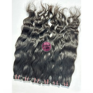 Extensiones de Cabello Virgen Remy Indio al por Mayor Arrow Exim Modelo 008 con Cutícula Alineada, Ondulado Natural, 100g, Doble Trama a Máquina, Calidad Superior - Product Image 4