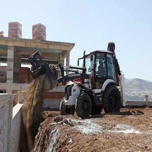 Retroexcavadoras Hidromek de alto rendimiento diseñadas para condiciones de trabajo exigentes que garantizan eficiencia, resistencia y seguridad del operador. - Product Image 6