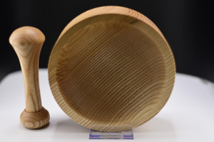 Ensemble mortier et pilon en bois naturel, fait main, écologique et durable, pour herbes, épices, ail, gingembre et assaisonnements - Product Image 4